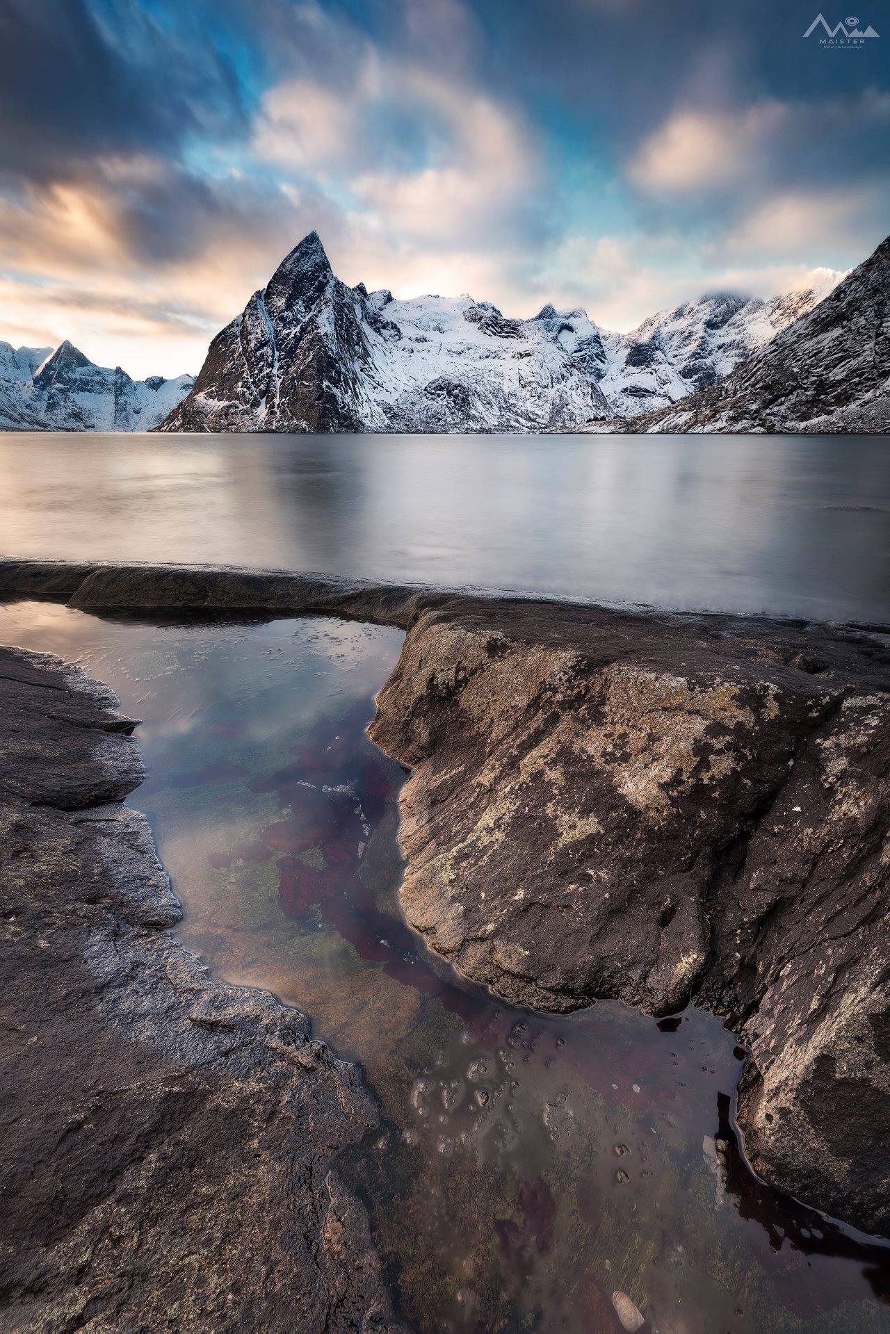 37590271_2313147645367773_3294033826321268736_n