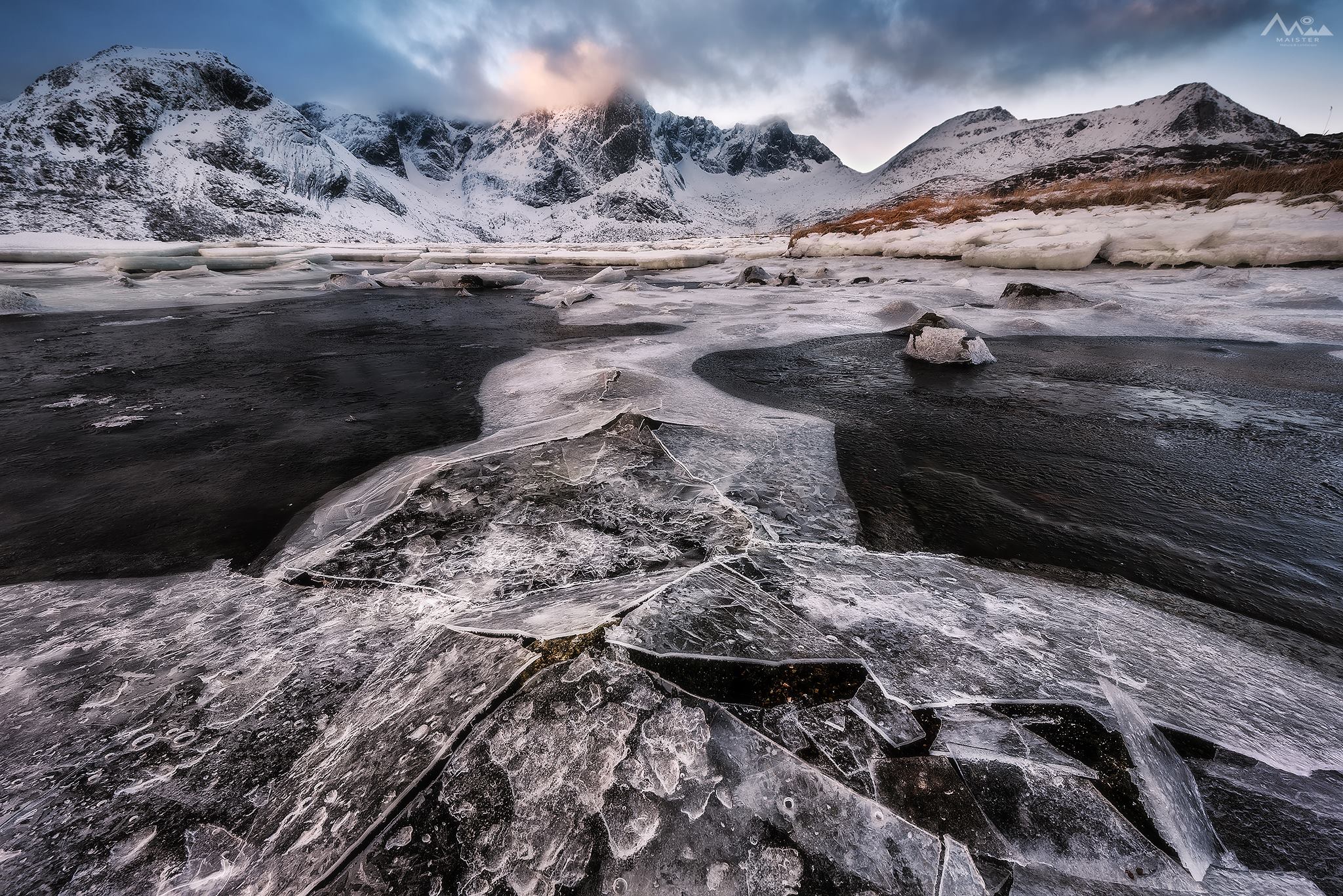 38855455_2348204598528744_8342840532141080576_n